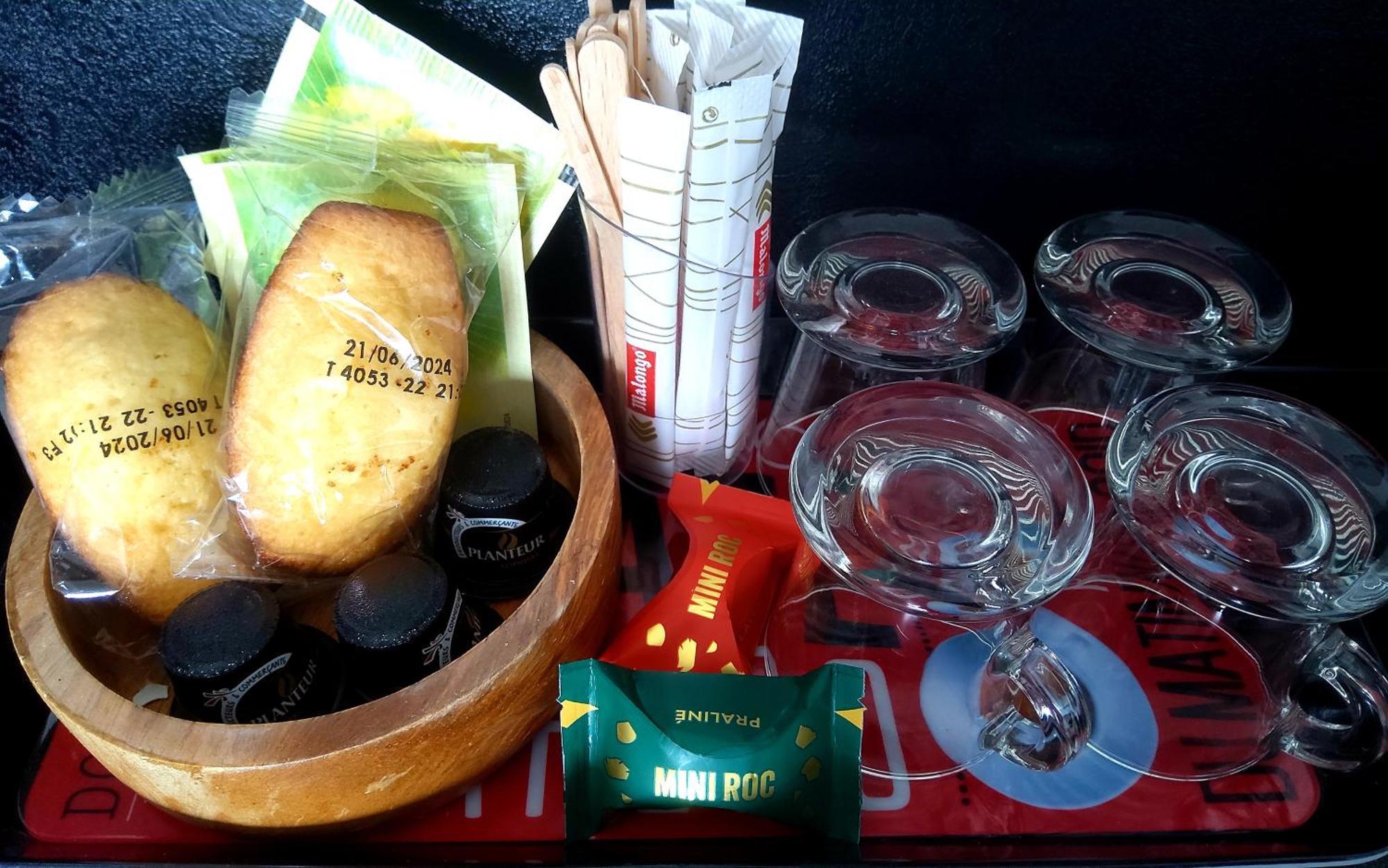 Romytt Suite Saint-Quentin-la-Poterie Luaran gambar
